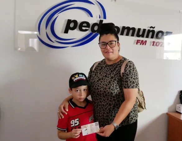 Pedro Muñoz celebra sorteo de entradas para el concierto de Demarco Flamenco