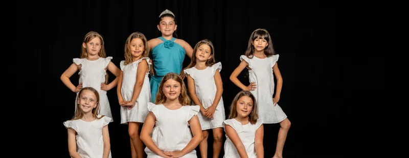 Adeje celebra la elección de la Reina Infantil en las Fiestas de Los Olivos