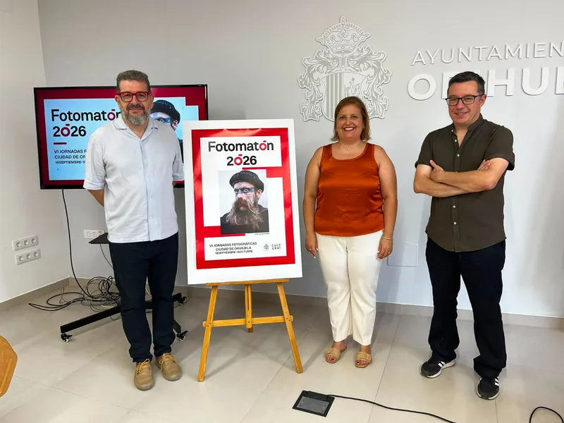 Orihuela se viste de arte con la sexta edición del Fotomatón Festival