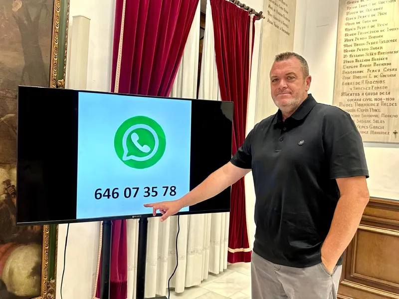 Lorca estrena asistente de IA en WhatsApp para agilizar la atención ciudadana