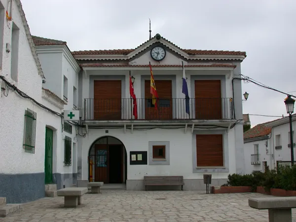 Villamantilla: un recorrido por su historia, patrimonio y naturaleza