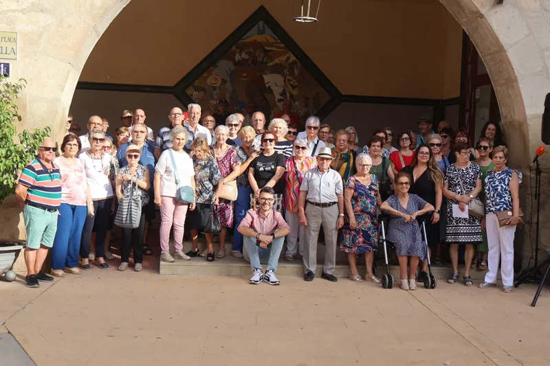 Novelda celebra el Día de los Mayores con reivindicaciones y convivencia