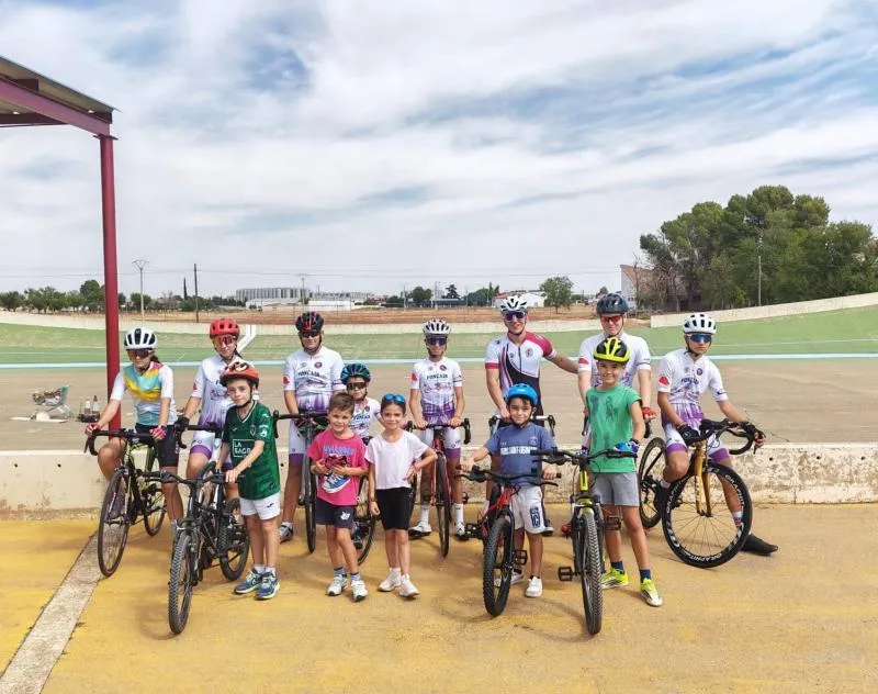 Daimiel impulsa el ciclismo base con una jornada de puertas abiertas y celebra resultados deportivos