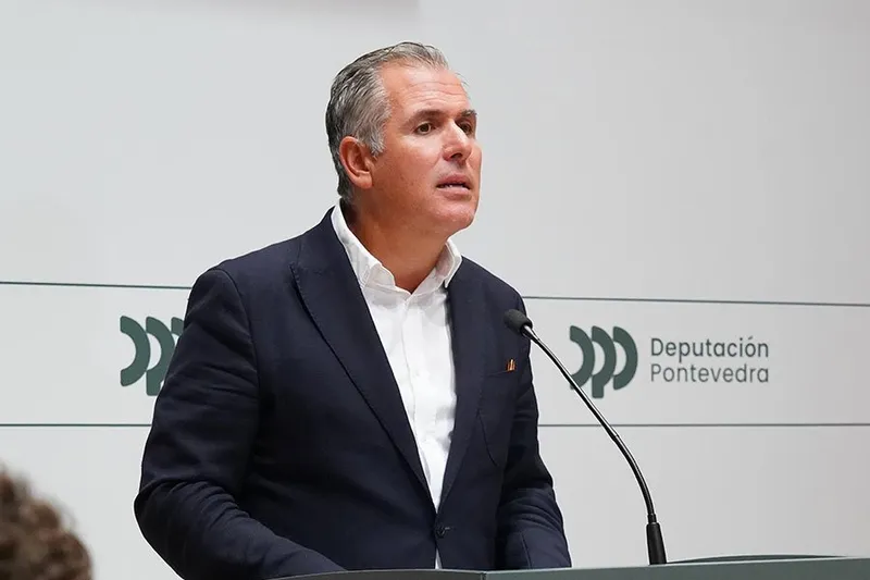 La Diputación de Pontevedra destina casi 900.000 euros a seis municipios para infraestructuras y cultura