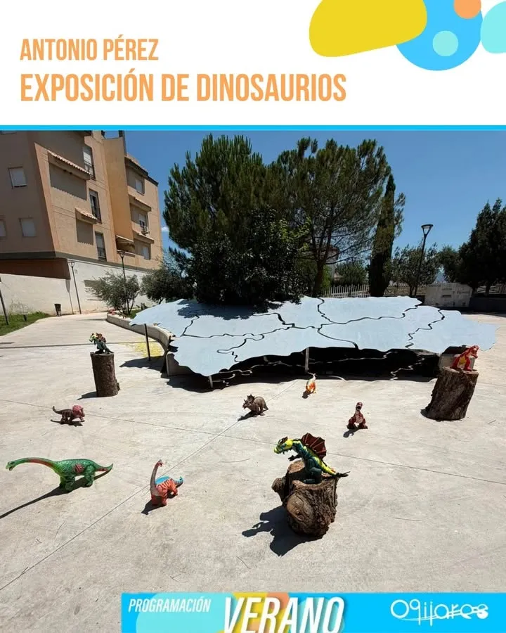Ogíjares se sumerge en la era de los dinosaurios con una exposición única