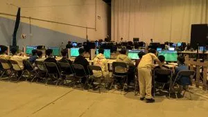 Caspe celebra con éxito la LAN Party y Zona Gamer con 65 participantes