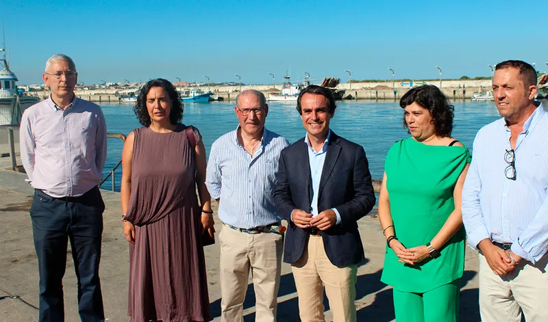 La Junta de Andalucía destina tres millones a reparar el dique exento del puerto de Bonanza