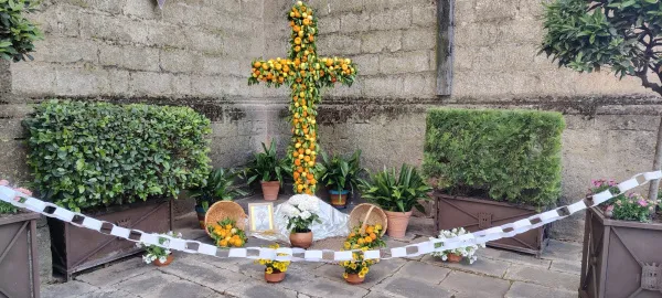 Castellar premia la devoción y el arte en el concurso de Cruces de Mayo