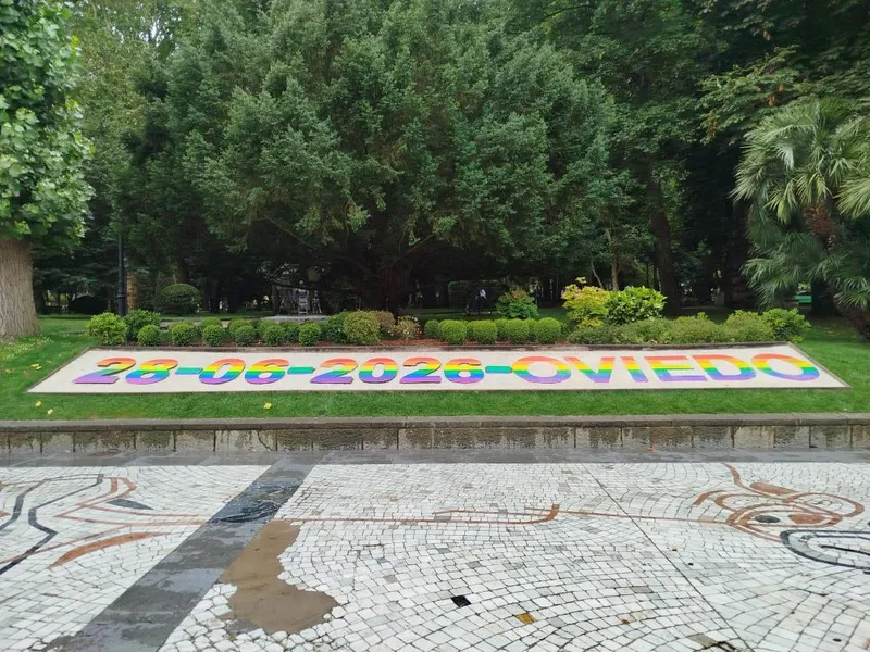 Oviedo conmemora el Día del Orgullo LGTBI reafirmando su compromiso con la igualdad