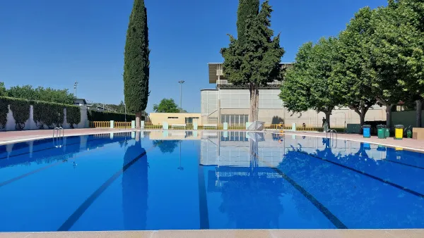 Huesca reduce el precio de las entradas a las piscinas municipales por la alerta naranja por calor
