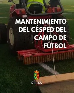 Recas renueva el césped de su campo de fútbol para mejorar la seguridad deportiva