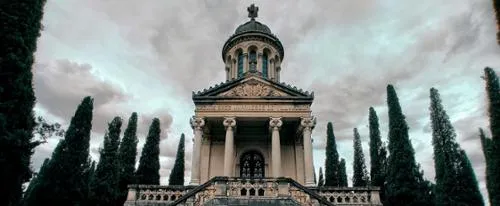 El Cementerio Municipal de Guadalajara detalla sus servicios y normativas