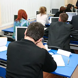 Madrid abre inscripciones para bolsa de empleo y cursos de formación