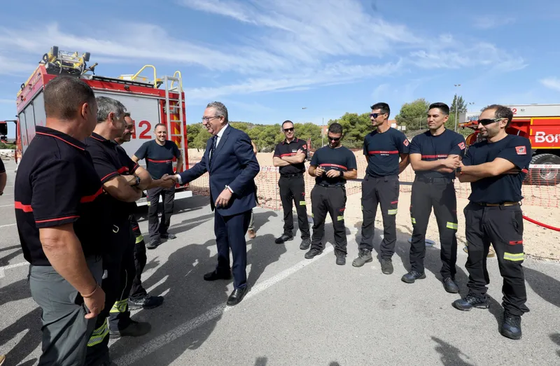 La Diputación de Alicante invierte 4,8 millones en el nuevo Parque de Bomberos de Elda