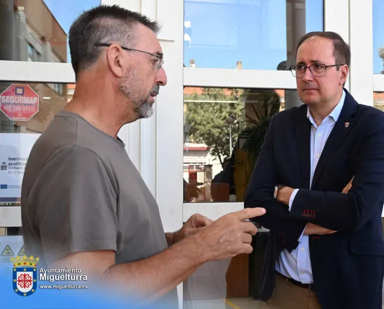 Miguelturra renueva tres colegios con aerotermia y energía solar para combatir el cambio climático