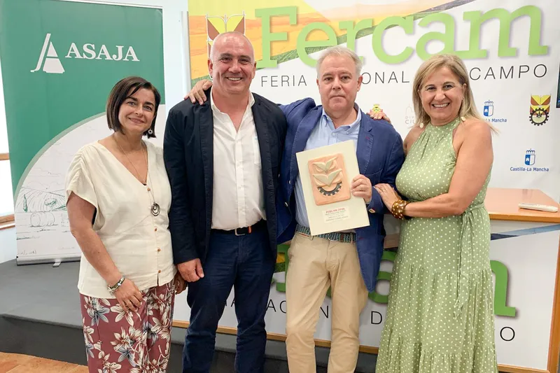 Antonio Gómez Olmo, periodista de AGROCLM, galardonado con el Premio al Periodismo Agrario FERCAM