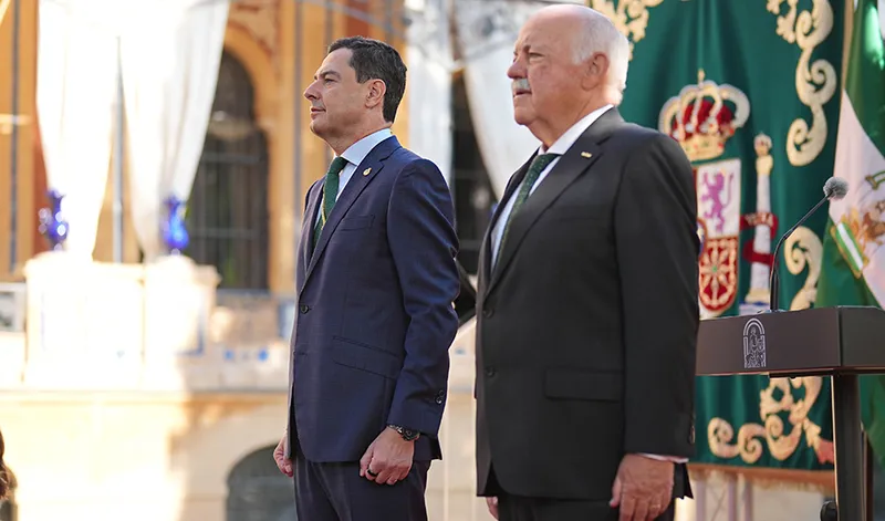 Juanma Moreno inicia su tercer mandato como presidente de la Junta de Andalucía
