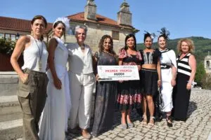 Marta Pereira gana el Desfilamos de Mos con la colección 'Oxígeno'