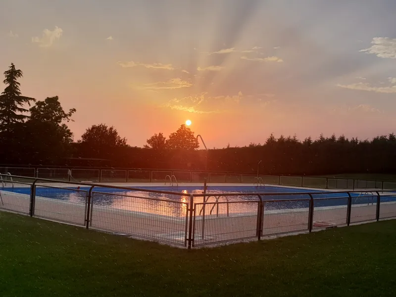 Bernardos abre su piscina municipal para la temporada de verano 2026
