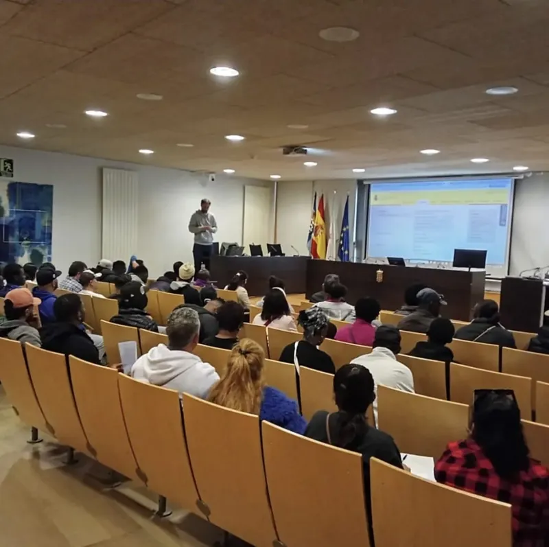 El programa Nnabata de Burela atendió a 139 migrantes, el 80% por regularización