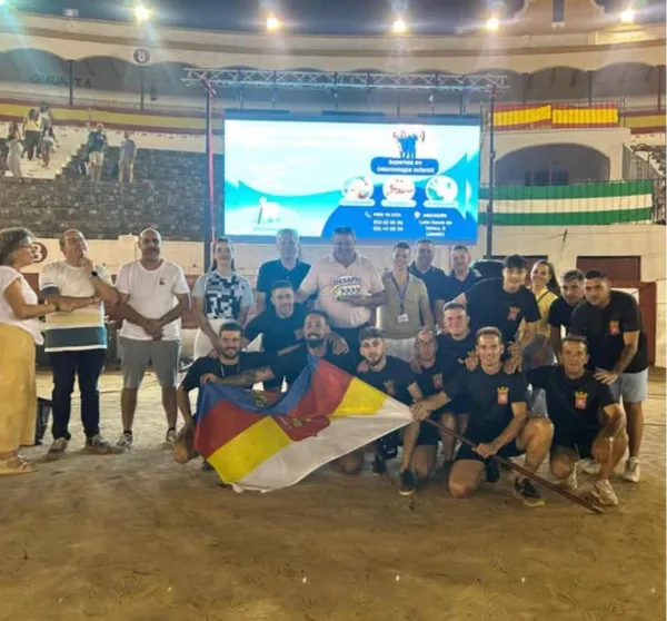 Castellar celebra el tercer puesto en el 'Desafío en Linares'