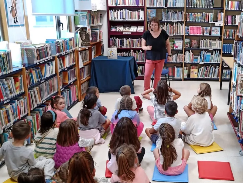 Sanxenxo impulsa la cultura en sus bibliotecas con teatro, magia y cuentacuentos