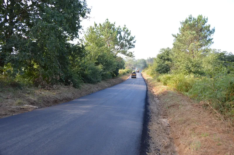Sanxenxo invierte 2,2 millones de euros en el asfaltado de 46 pistas rurales
