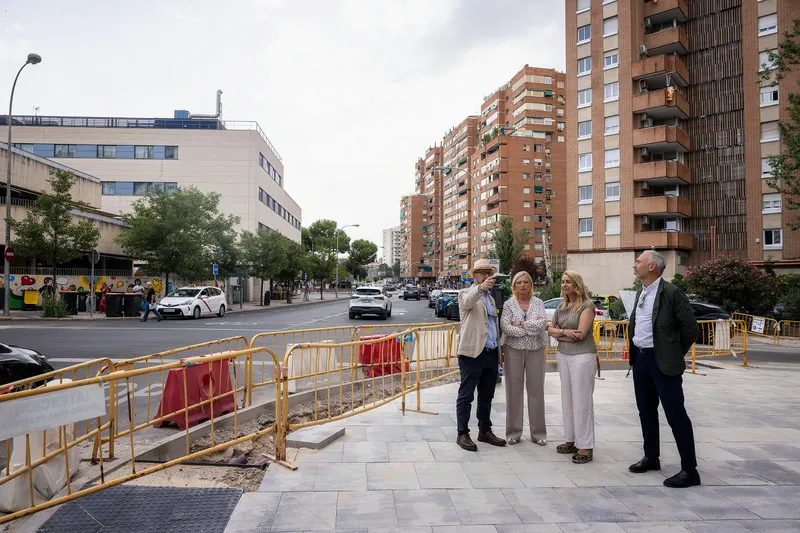Madrid renueva el entorno de la calle Condesa de Venadito con más zonas verdes y espacio peatonal