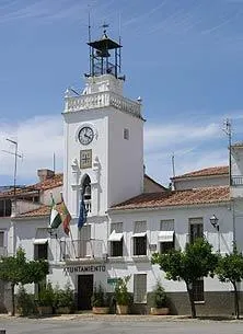 Serradilla presenta su rico patrimonio histórico y arquitectónico