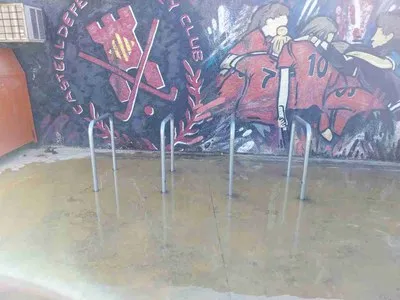 Castelldefels mejora el entorno de la estación y el Municipal de la Via Fèrria