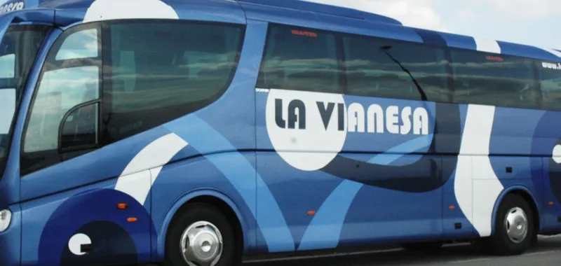 La Vianesa amplía sus bonos de autobús con descuentos de hasta el 100% para la línea Viana-Logroño
