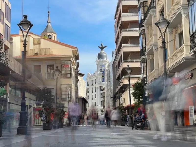 Valladolid impulsa el comercio local con iniciativas de primavera y bonos descuento