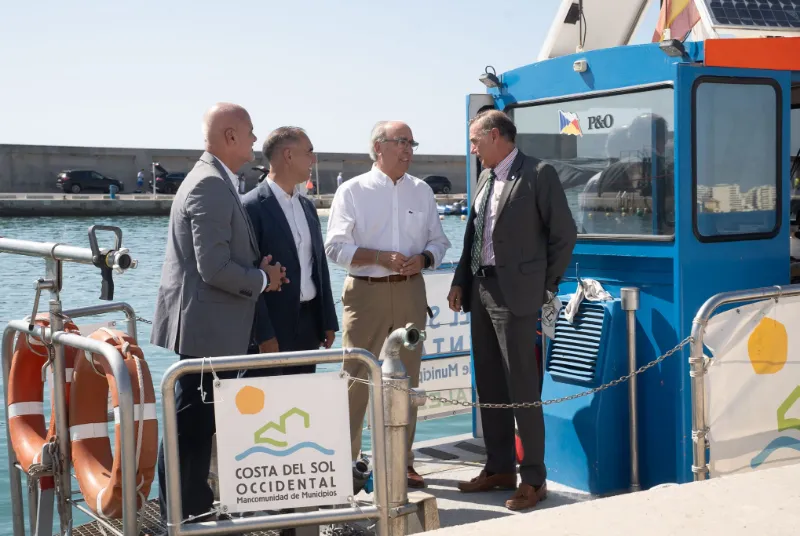 La Mancomunidad de la Costa del Sol refuerza la limpieza de aguas litorales