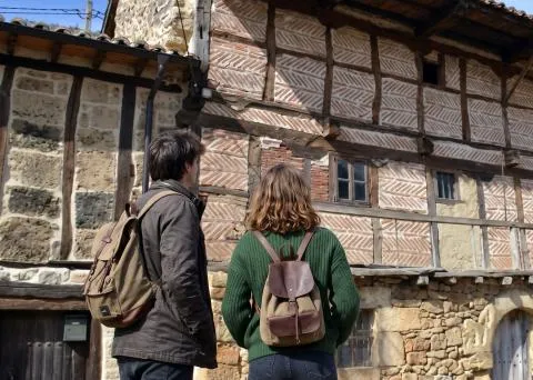 Diputación de Palencia destina 170.000 euros a jóvenes para vivienda rural