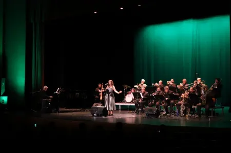 Manzanares vibra con la fusión de jazz, flamenco y ritmos africanos en 'FusioManz'