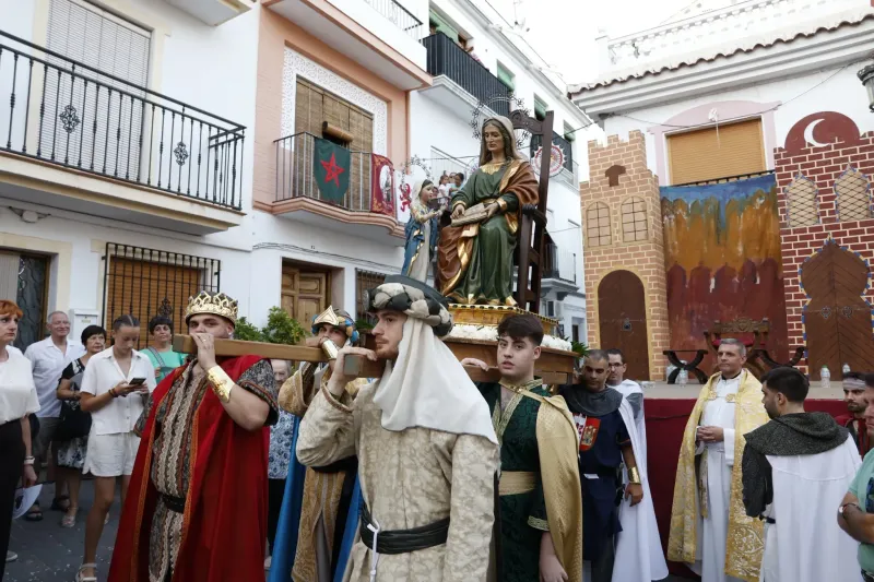 Molvízar celebra sus fiestas patronales en honor a Santa Ana y el 135 aniversario de Moros y Cristianos