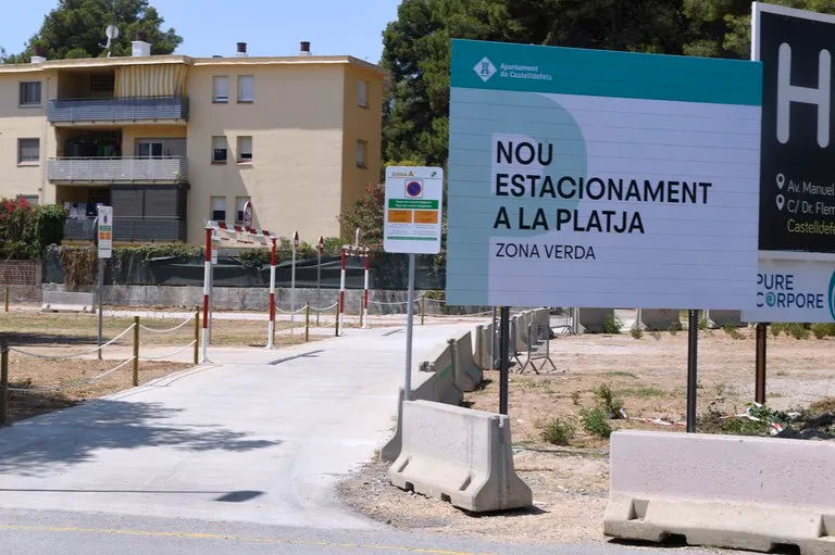 Castelldefels amplía su capacidad de aparcamiento con 150 nuevas plazas