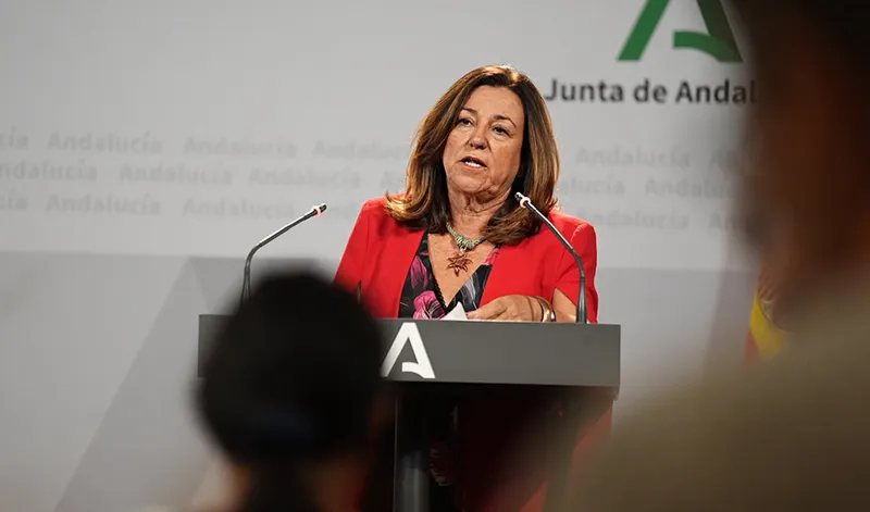 Andalucía destina siete millones a Granada tras los terremotos y mejora el curso escolar