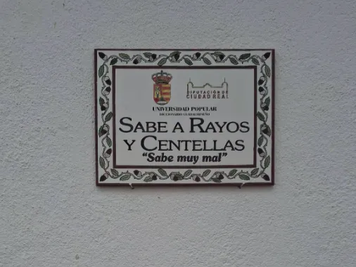 Guadalmez embellece sus calles con el vocabulario local a través de un diccionario urbano