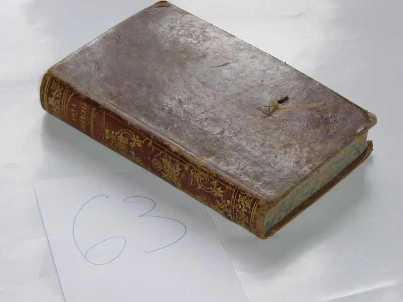 Morille forma a 8 trabajadores en restauración y encuadernación de libros