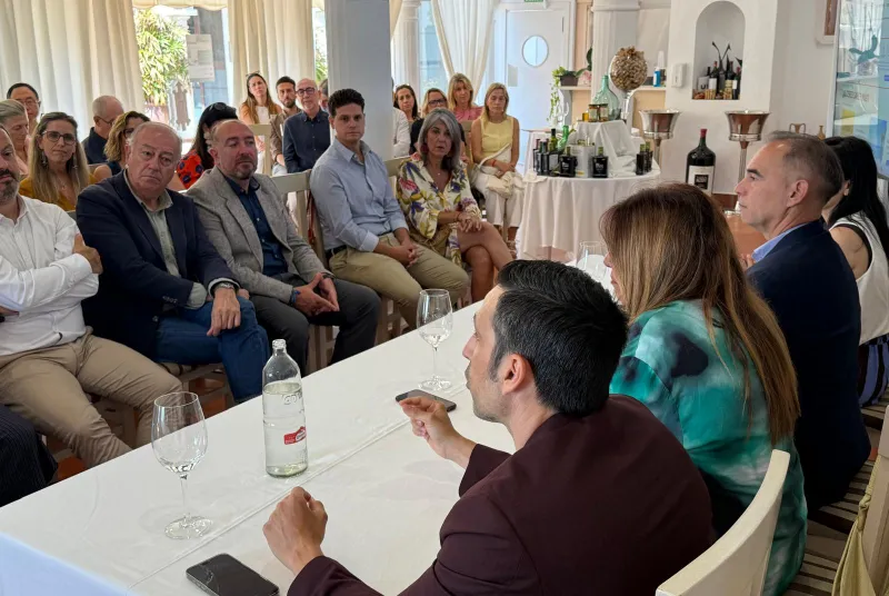 Benalmádena lanza un sistema de gestión turística y ayudas para hoteles