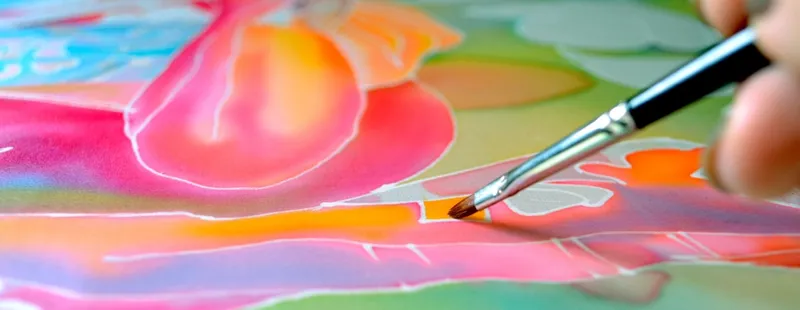 Taller de arte en seda natural en el Centro Cultural de Fañabé