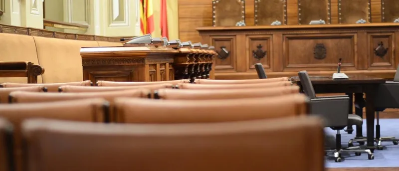Guía esencial para entender la organización y el funcionamiento de la Administración Local