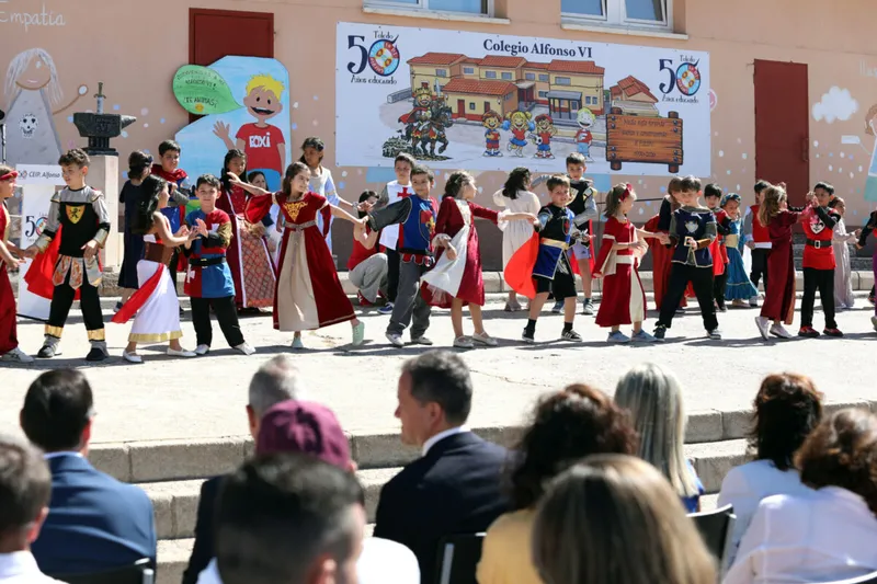 Ayuntamiento de Toledo se adhiere a ayudas para climatizar colegios, pero recuerda que la competencia es regional