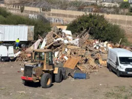 Telde completa la recogida de materiales para la hoguera de San Juan