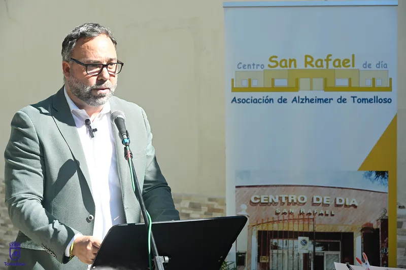Tomelloso se adhiere al Pacto por el Recuerdo y pide financiación pública para nuevos tratamientos del Alzheimer