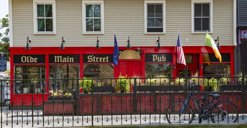 Olde Main Street Pub: gastronomía irlandesa en el corazón de Salem