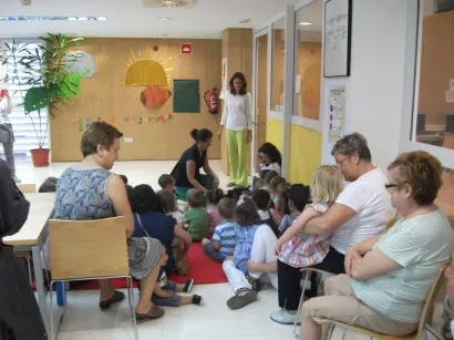 La Biblioteca de Alcañiz amplía su alcance a Valmuel y Puigmoreno