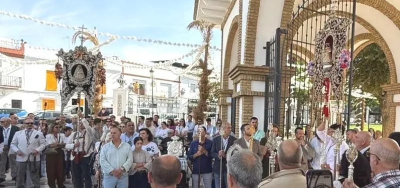 Tomares celebra su peregrinación anual extraordinaria a El Rocío