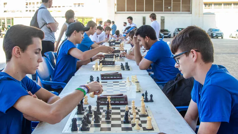 Benidorm celebra la final de la II Liga de Ajedrez de los institutos de la Marina Baixa